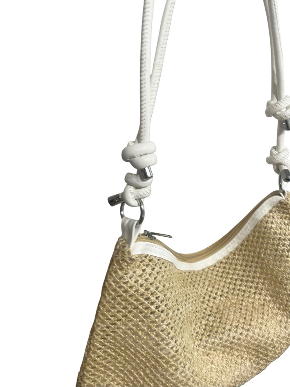 Woven Hand Bag w/Faux White Leather Straps - Picture 4 of 10